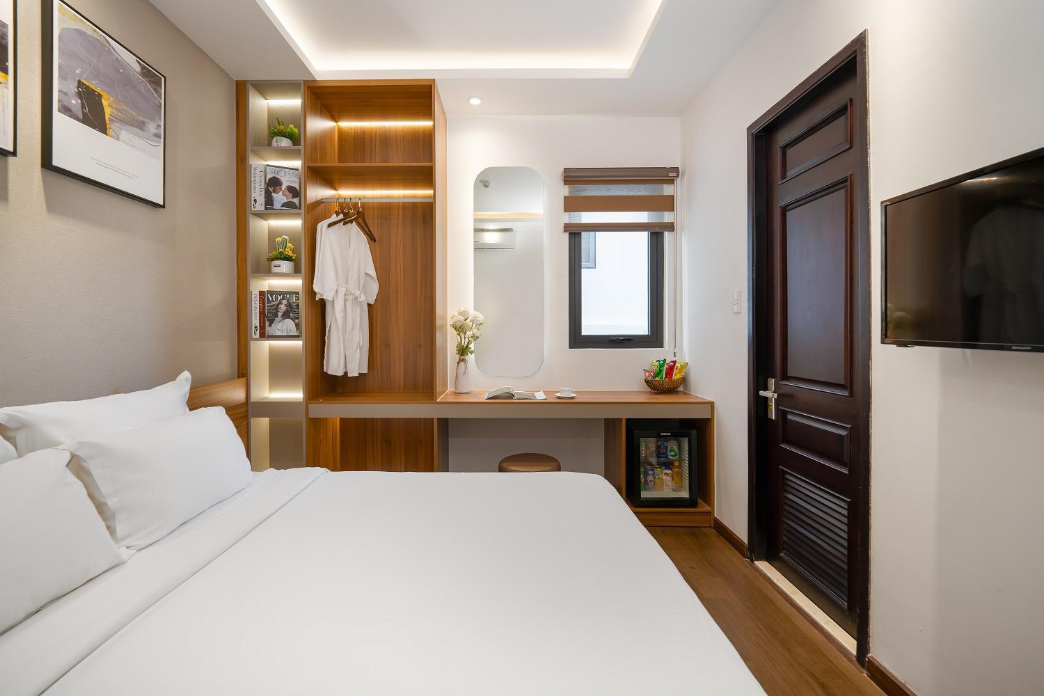 Duong Gia Hotel Dn By - Bay Luxury Danang Exterior photo